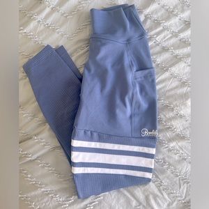 Bombshell sportswear leggings.